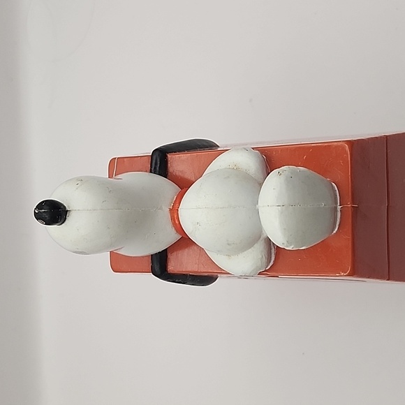 Vintage Snoopy Check Party Mix and Peanuts Bank - Picture 5 of 8